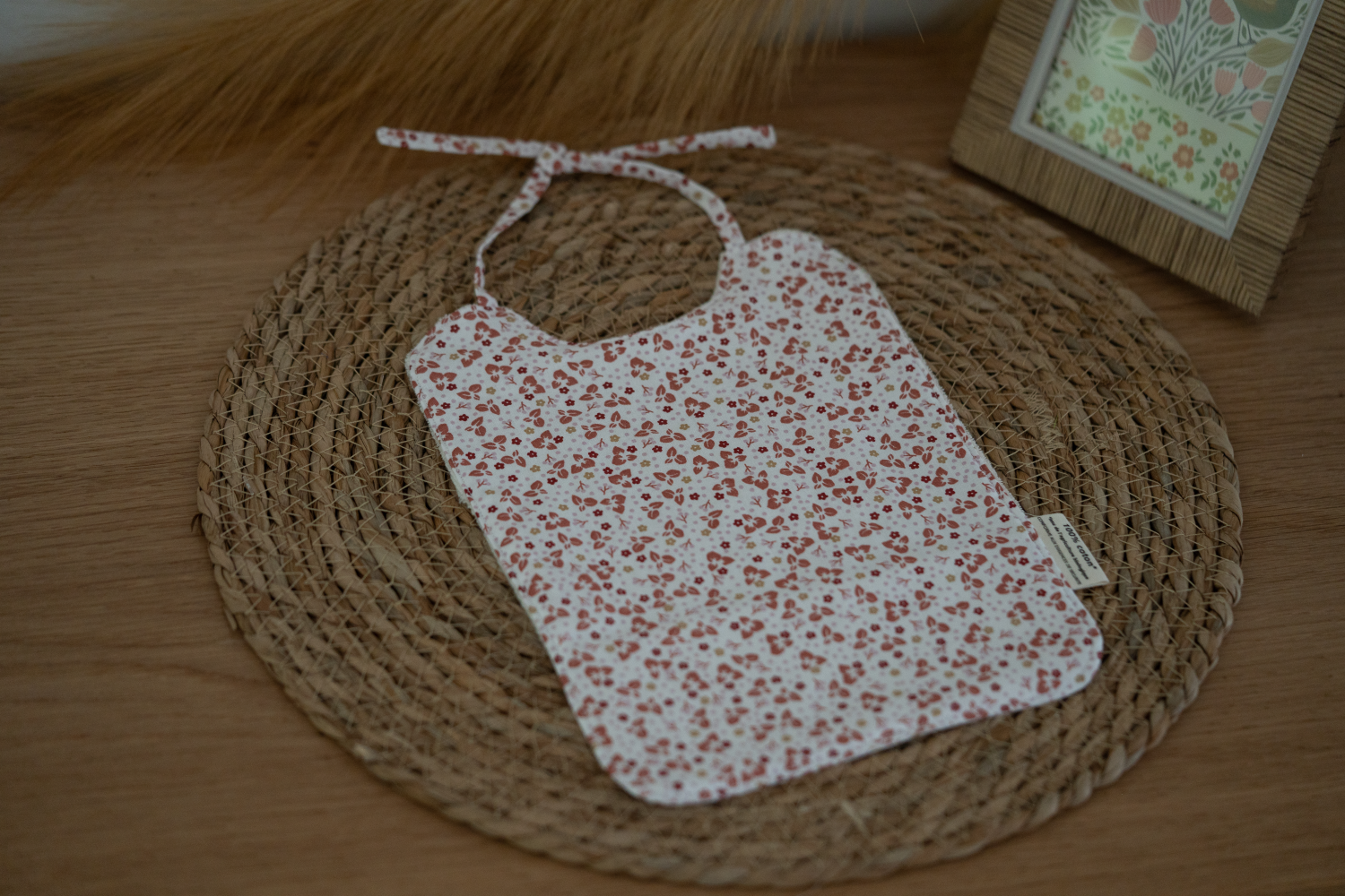 Bavoir Bébé en Coton Bio « Fleuri » – Image 2