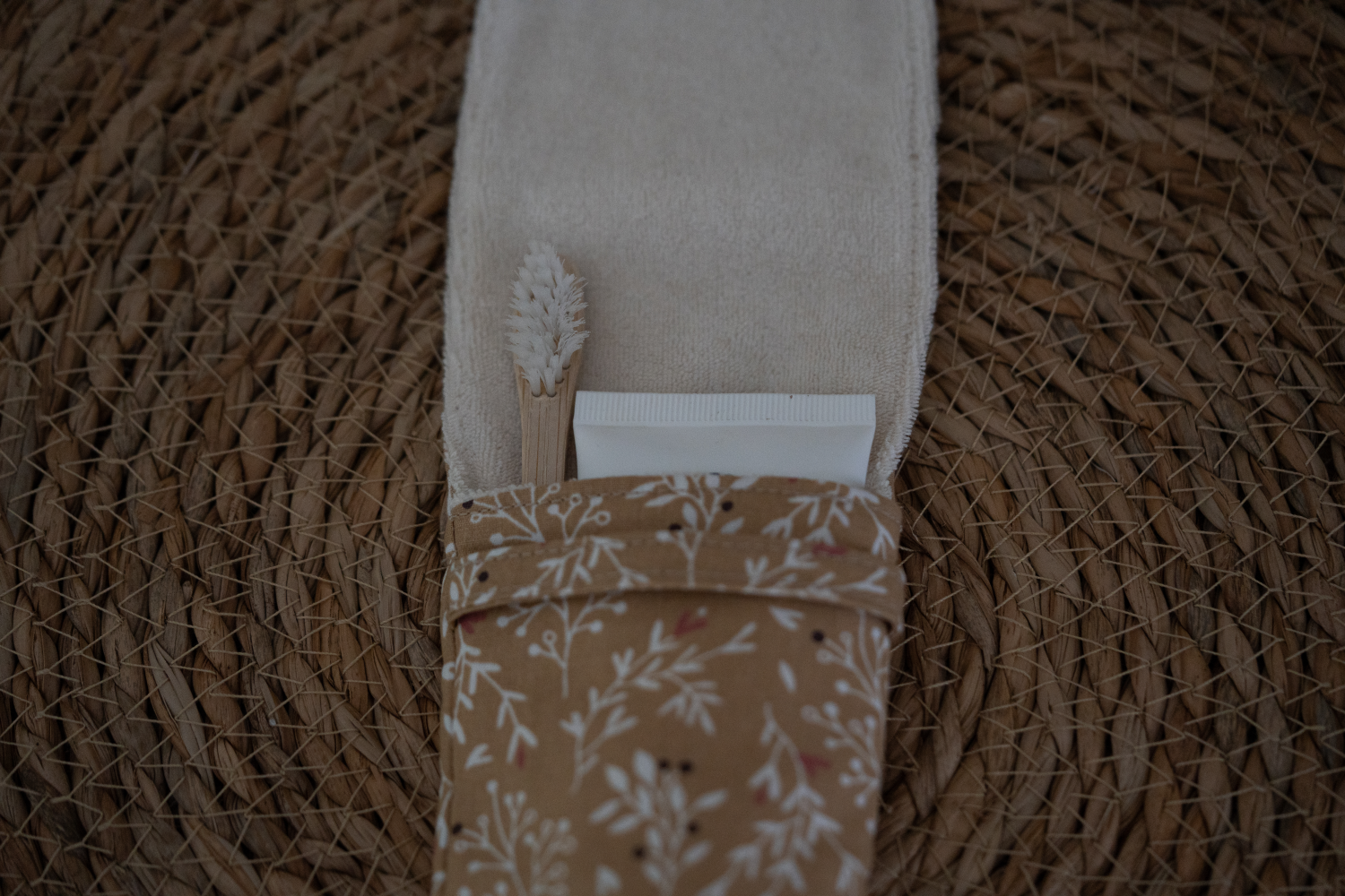 Étui à brosse à dents en coton bio "Herbacé" – Image 3